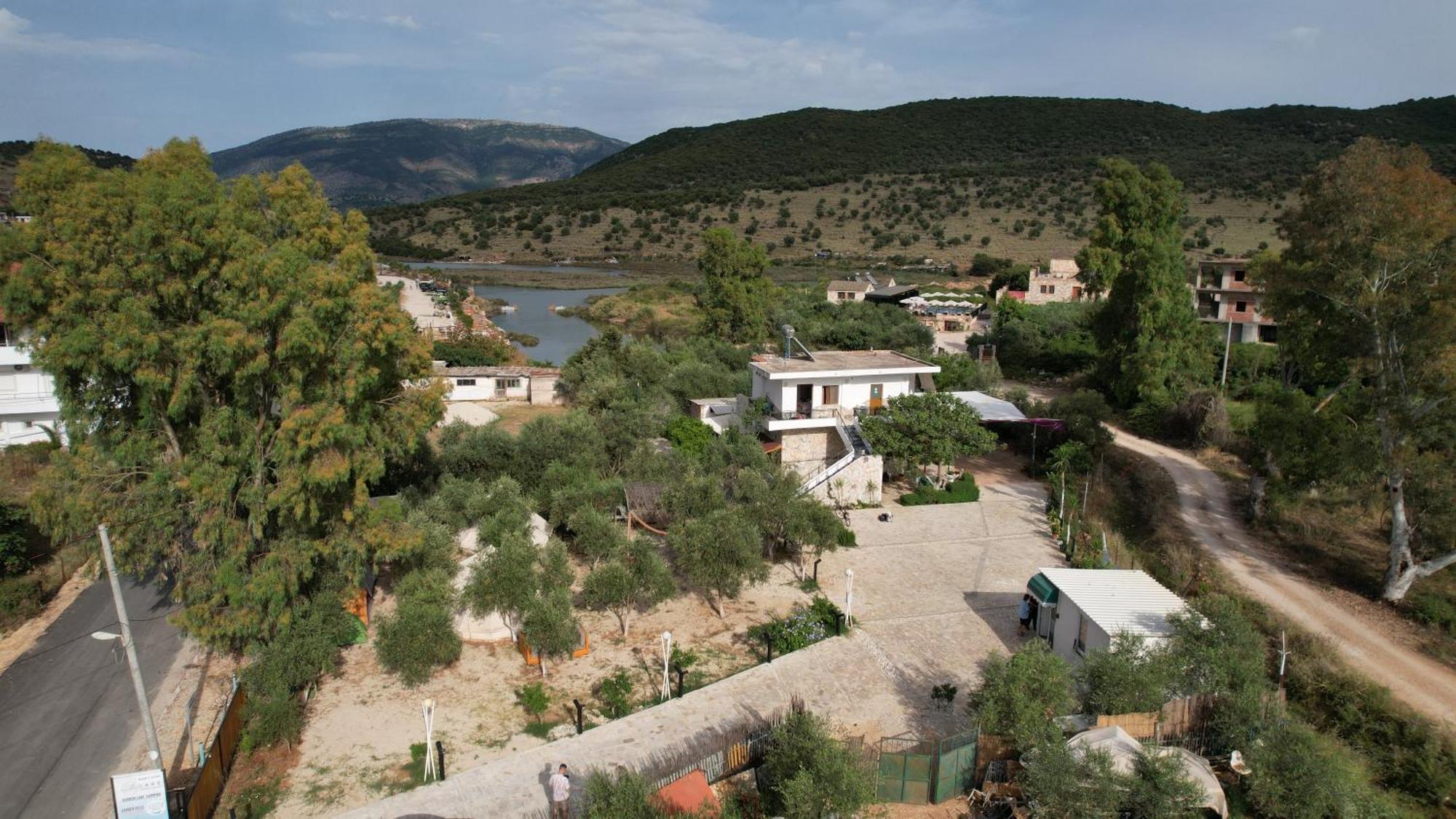 Garden Villa Lake Side&Glamping Ksamil Exterior foto