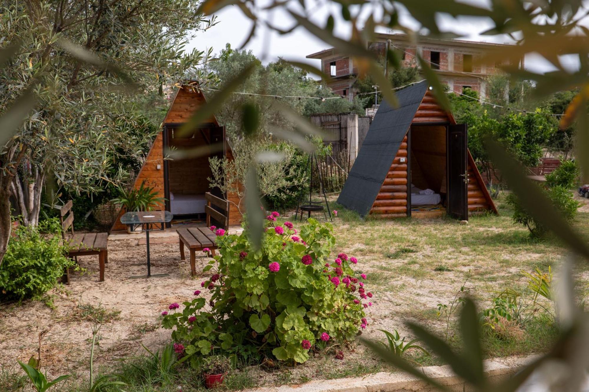 Garden Villa Lake Side&Glamping Ksamil Exterior foto