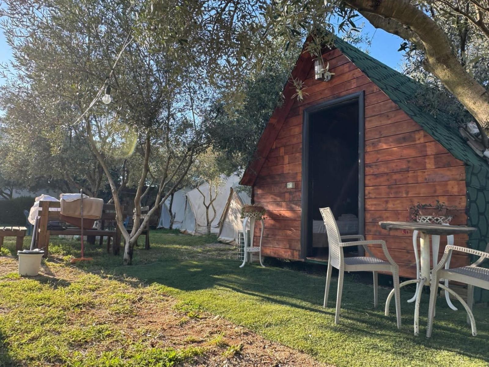 Garden Villa Lake Side&Glamping Ksamil Exterior foto